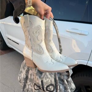 Dolce Vita Cream Western Heeled Boots